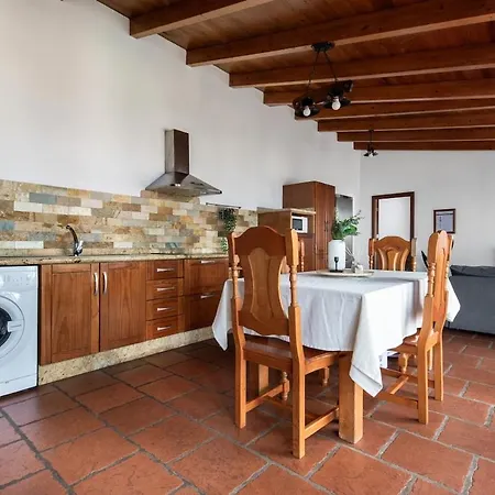 La Barbacoa Familiar De Gardel Icod De Los Vinos